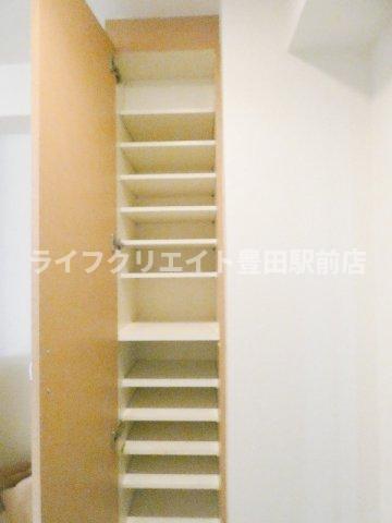 玄関　※別号室のイメージ写真です。