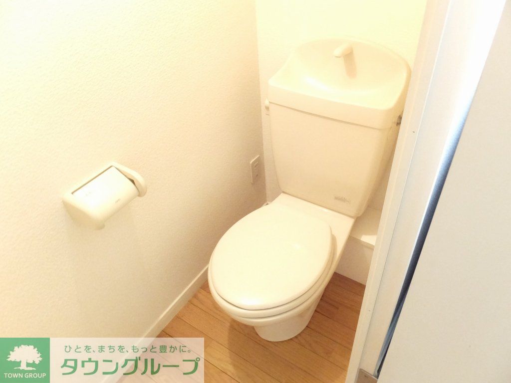 トイレ　バス・トイレ別なのも嬉しいポイントです。