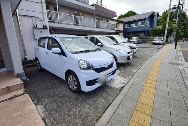 駐車場　★駐車場の空きは要確認です★