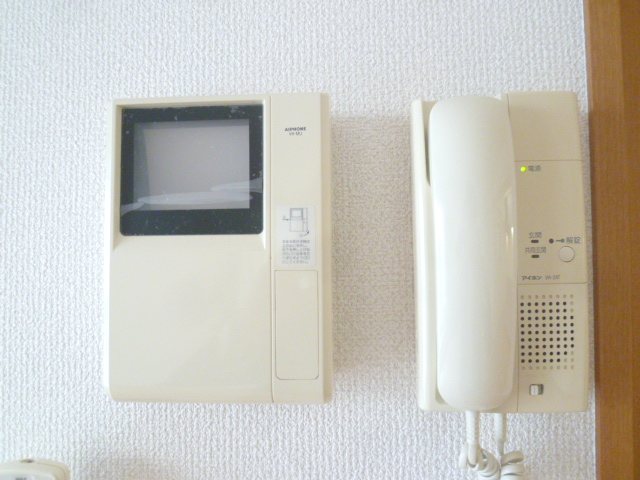セキュリティ　モニター付きインターホン