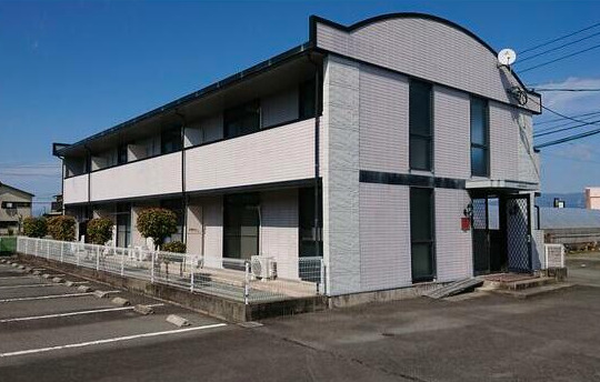 駐車場　車をお持ちの方に嬉しい駐車場付きの物件です