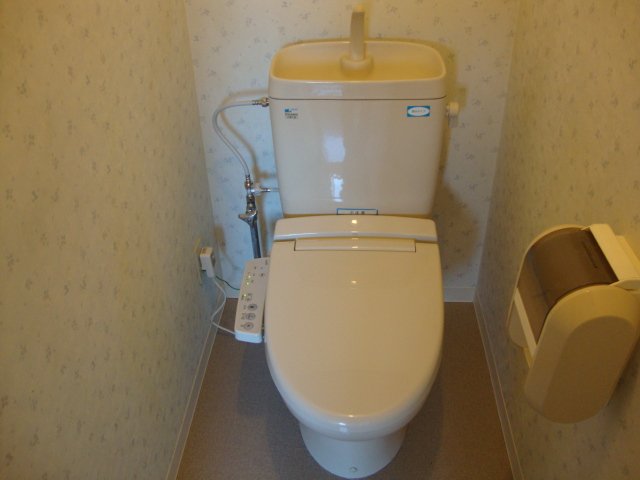トイレ　シャワー付トイレ
