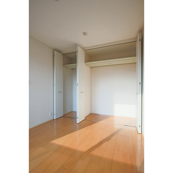 収納　同じ建物の別のお部屋