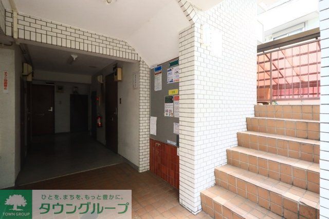 ロビー　部屋探しは株式会社　タウンハウジング　までお気軽にお問合せ…