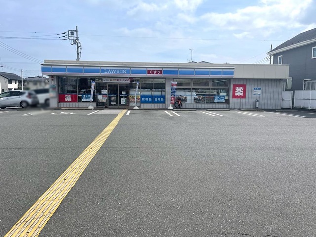 コンビニ　ローソン 東松山高坂店（コンビニ）まで292m