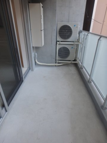 バルコニー　バルコニー