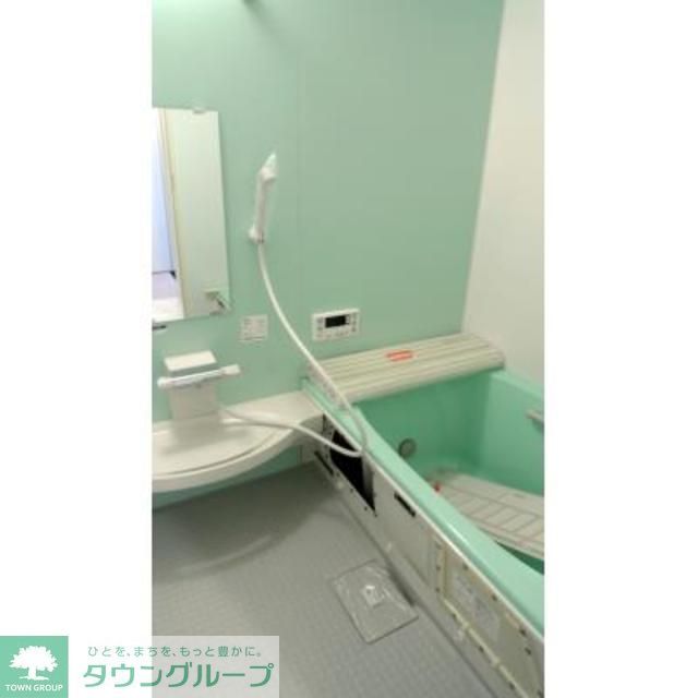 バス・シャワールーム　※写真は同タイプ住戸です。