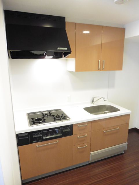キッチン　写真は同タイプ住居です。