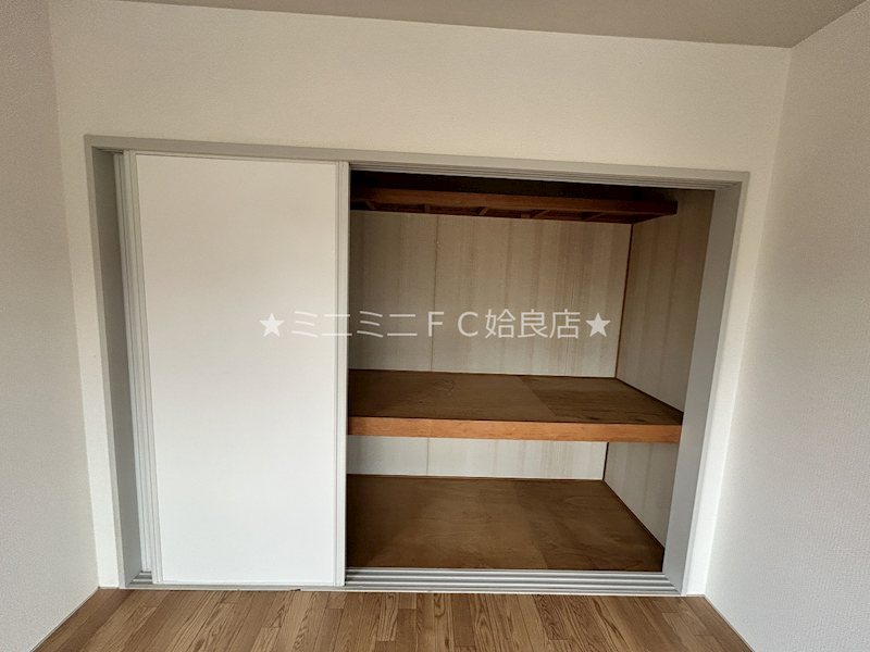 収納　※同型反転タイプ