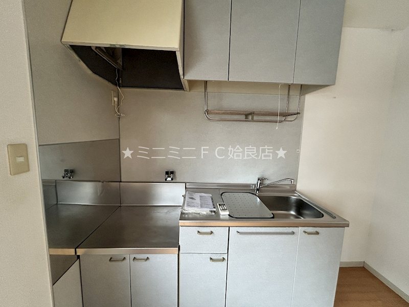 キッチン　※同型反転タイプ