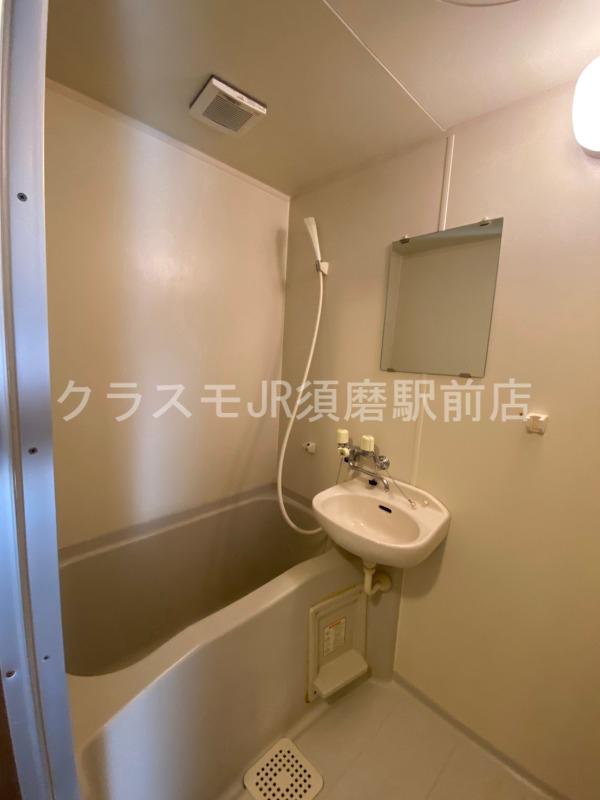 バス・シャワールーム　広々バスルーム☆
