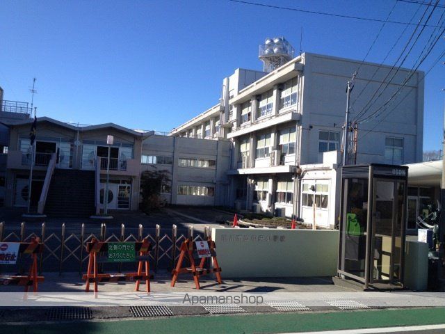 小学校　中央小（小学校）まで1011m