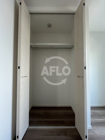 収納　クレセント江坂　クローゼット