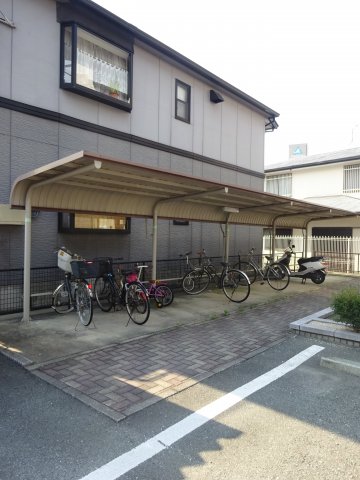 駐車場　駐輪場です