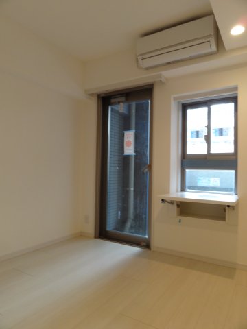居室・リビング　南西向きのお部屋です