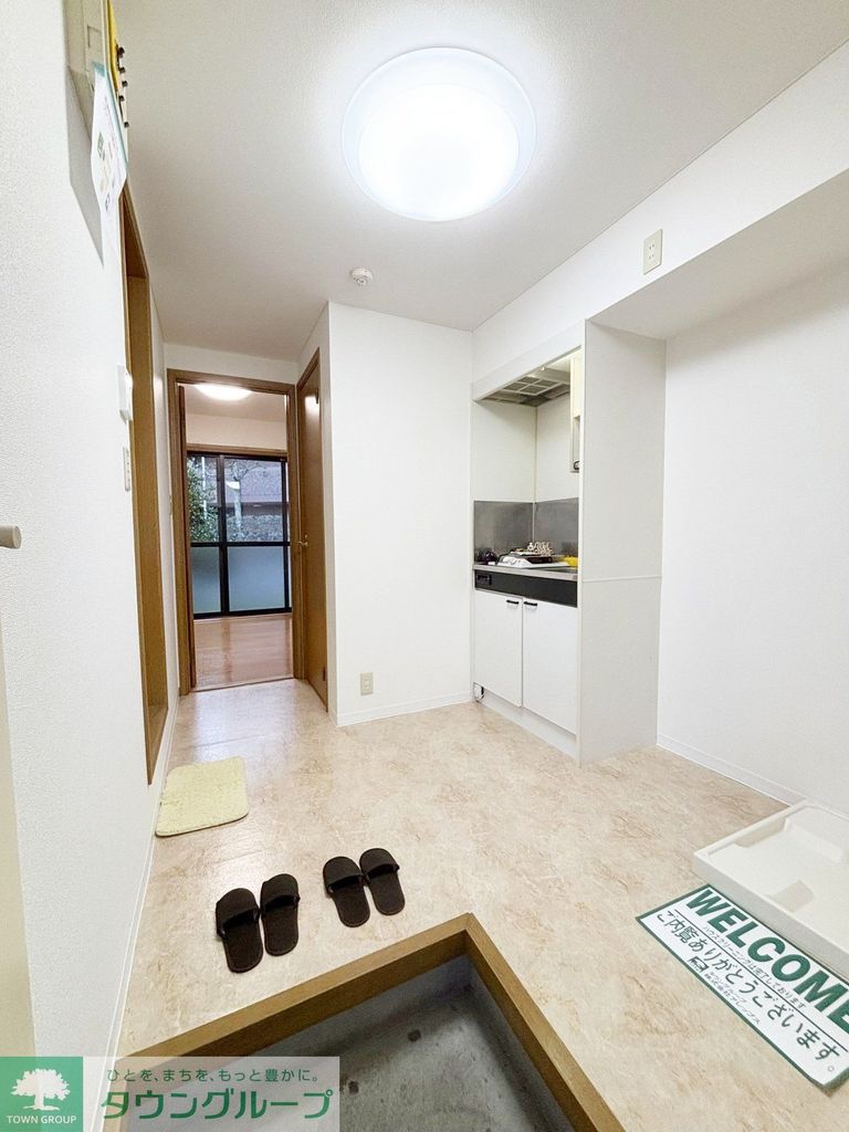 玄関　★お部屋探しは株式会社タウンハウジング東京まで★