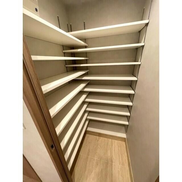玄関　シンプルで使いやすい玄関です