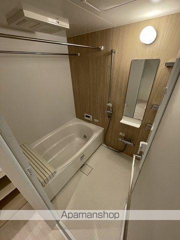 地下鉄御堂筋線 淀屋橋駅 徒歩8分 15階建 築1年の風呂写真