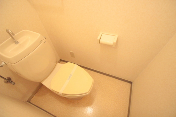 トイレ　別部屋写真