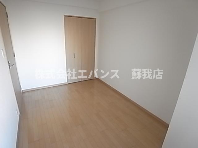 その他部屋・スペース　使い勝手のいい寝室です