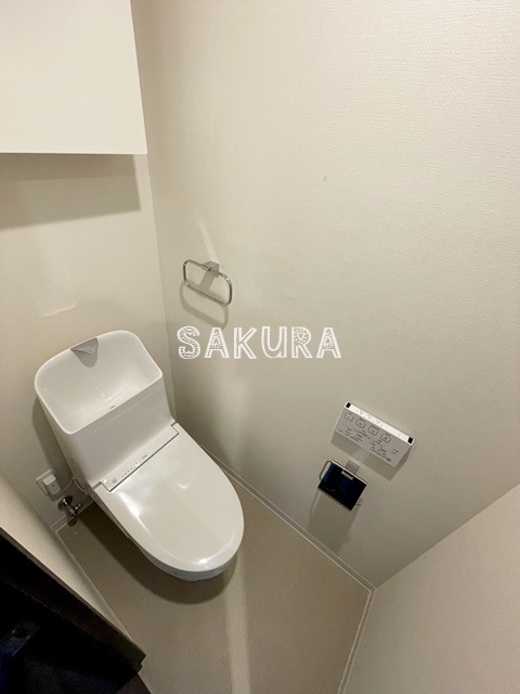 トイレ　嬉しい温水洗浄便座♪