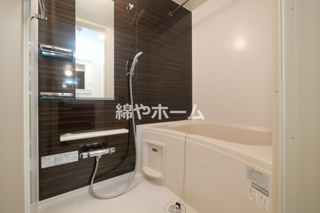 バス・シャワールーム　日々の疲れを癒すお風呂付です