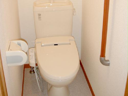 トイレ　ウォシュレット付
