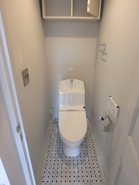 ＪＲ総武線 市川駅 徒歩7分 3階建 築10年のトイレ写真