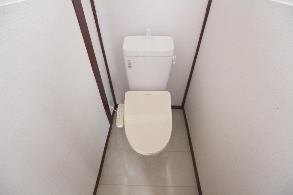 河原子町棟割貸家のトイレ写真