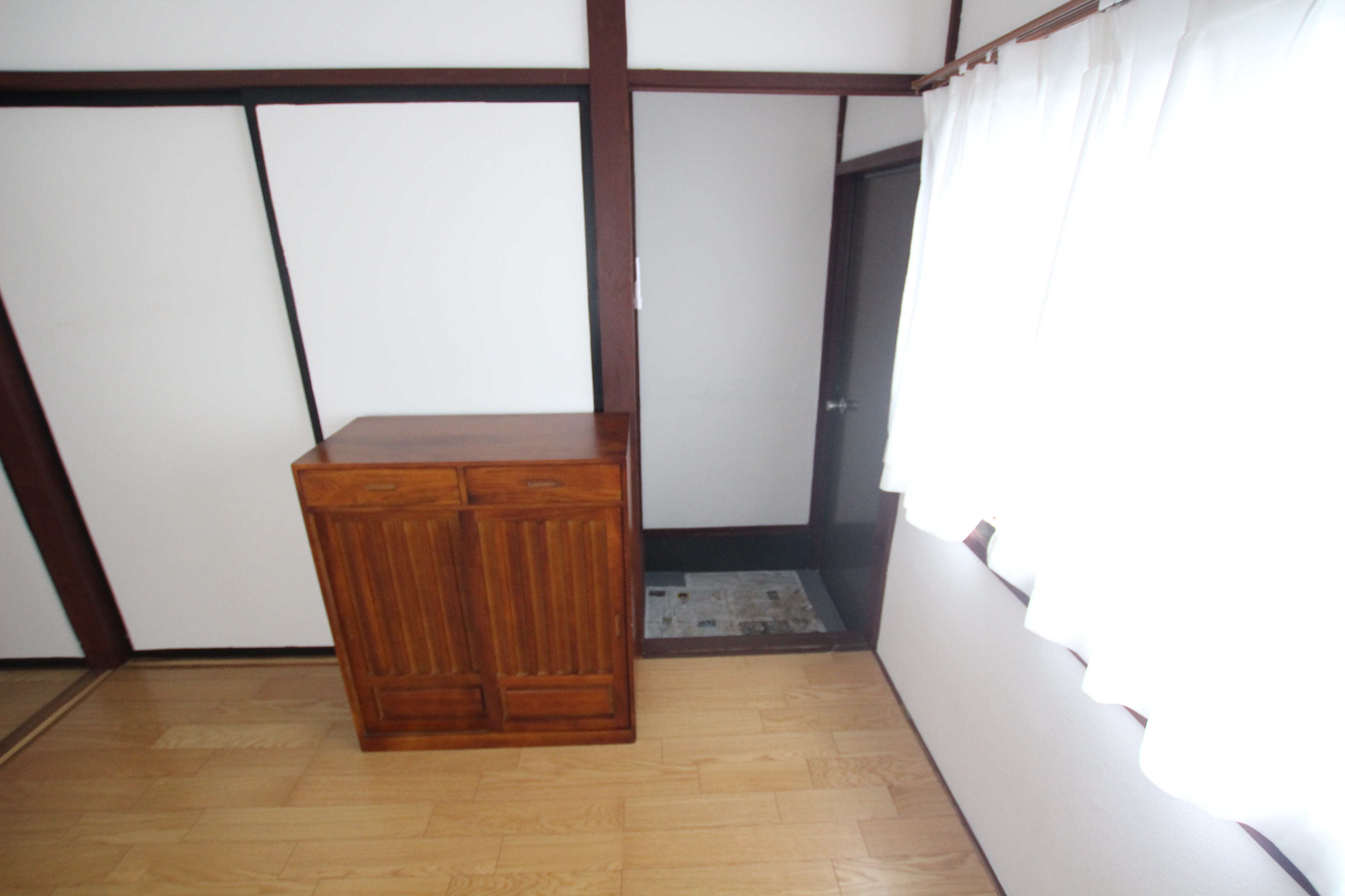 河原子町棟割貸家の玄関写真