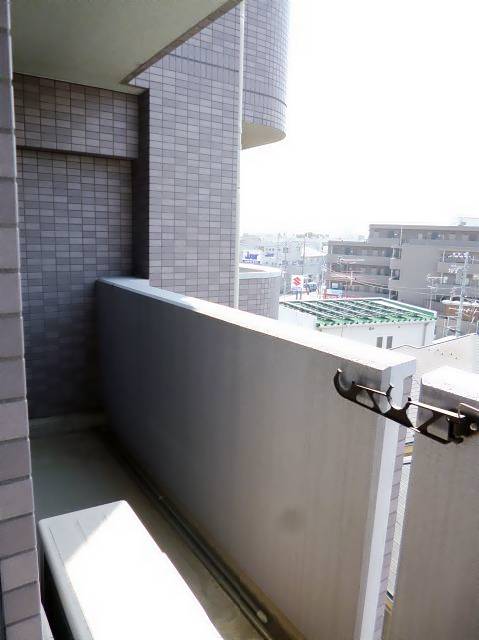 バルコニー　別部屋参考写真です。