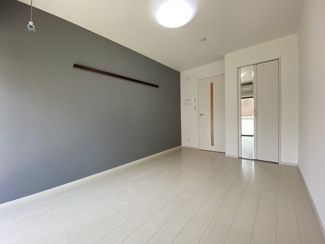 居室・リビング　明るいお部屋ですね！