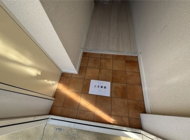玄関　図面と現状に相違がある場合には現状を優先