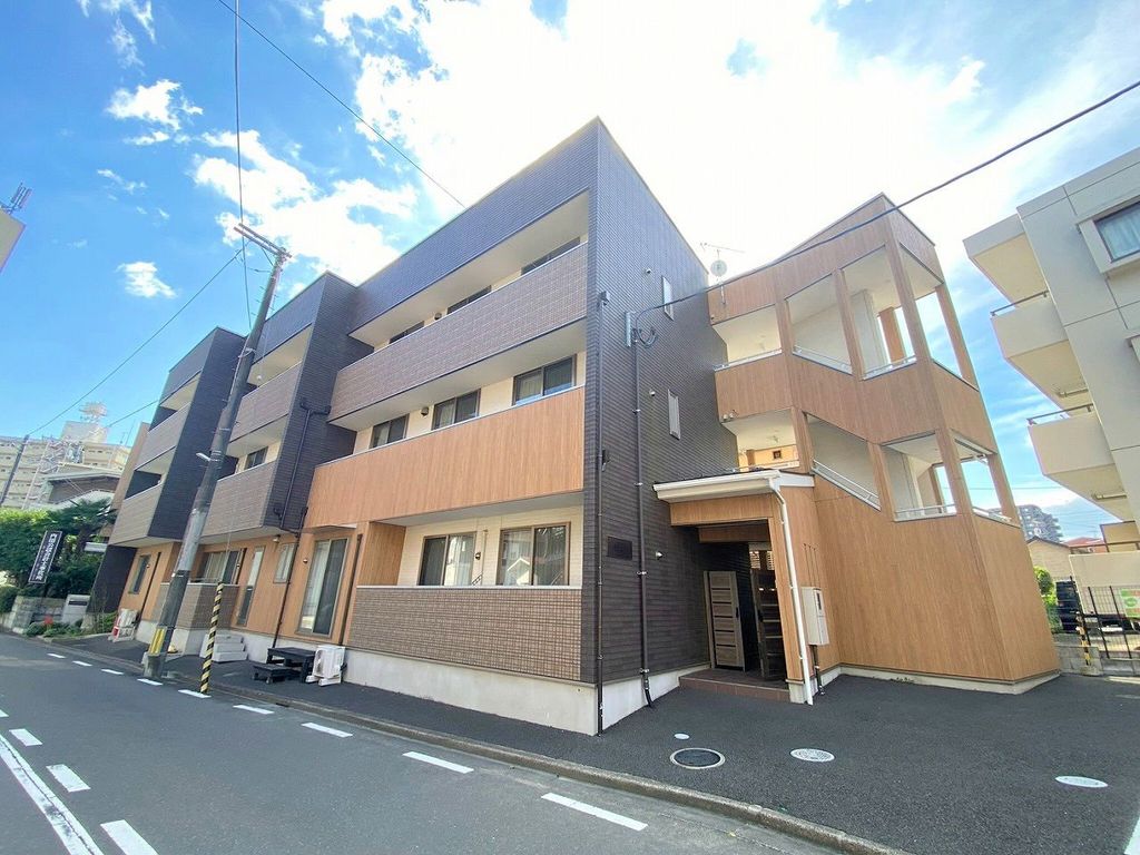 仙台市地下鉄南北線 長町一丁目駅 徒歩2分 築8年