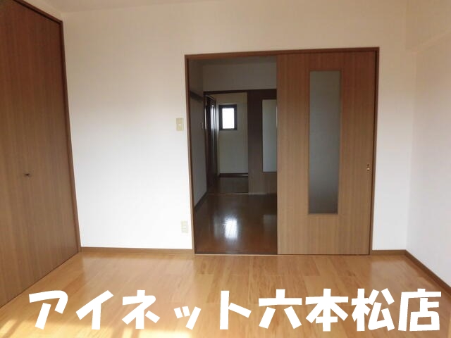 地下鉄七隈線 次郎丸駅 徒歩18分 3階建 築27年の内装写真