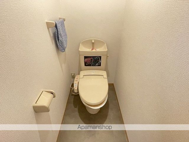 ウィン オカダヤのトイレ写真