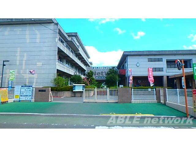 小学校　八代市立麦島小学校（小学校）まで582m