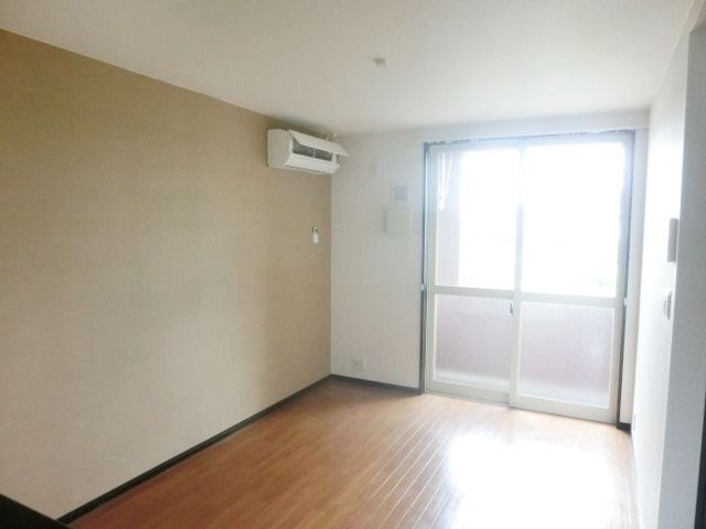 居室・リビング　綺麗なリビングです