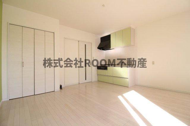 居室・リビング　コンパクトで使いやすい洋室です