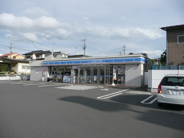 コンビニ　ローソン郡山鶴見坦三丁目店（コンビニ）まで386m