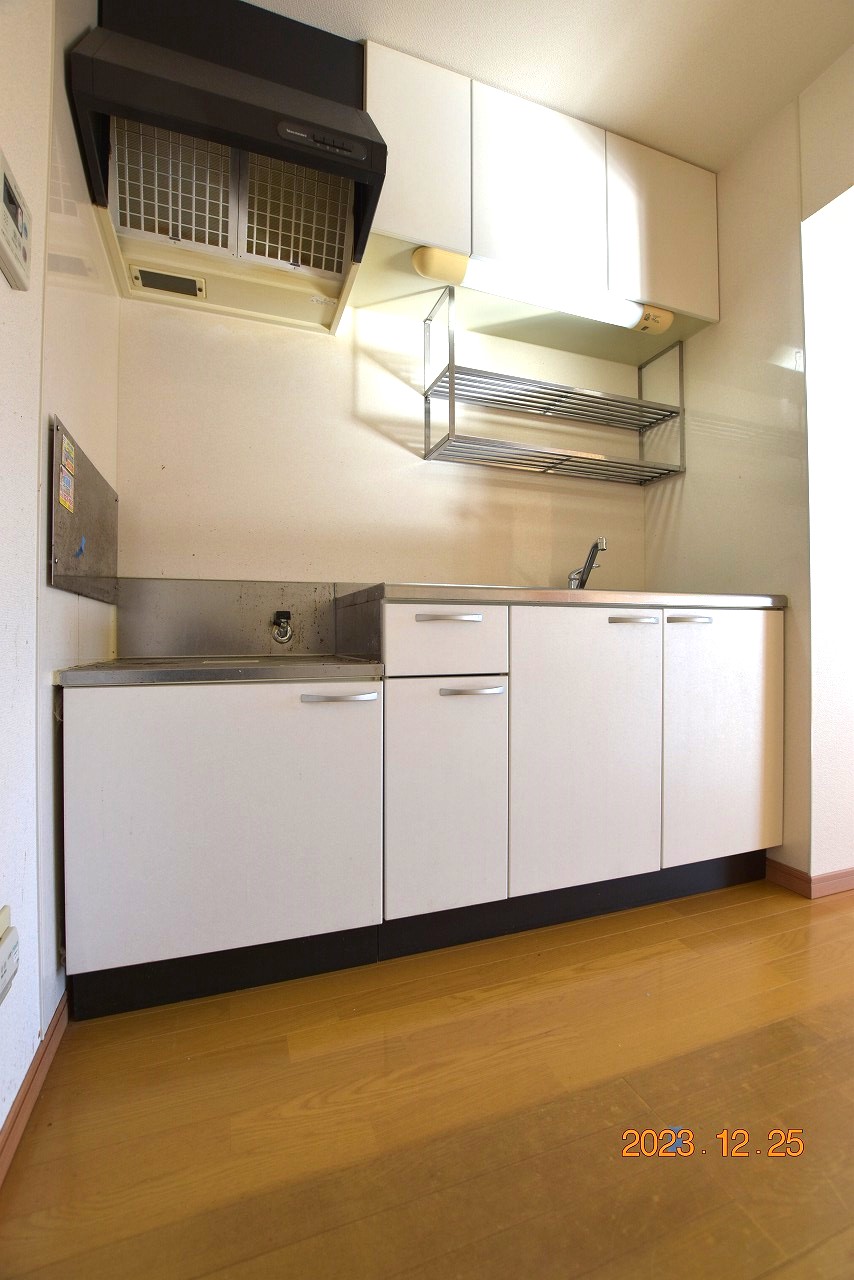 キッチン　1ヶ月フリーレント付！仲介手数料50％割引（個人契約のみ）