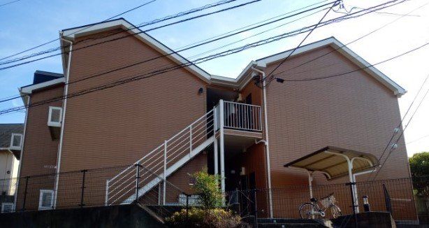 東村山市廻田町のアパートの建物外観