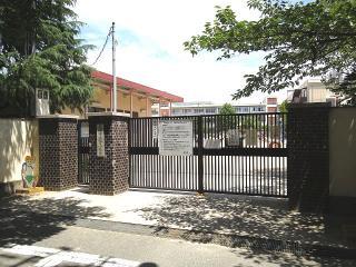 小学校　尼崎市立塚口小学校（小学校）まで1022m