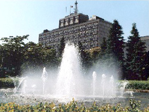 役所　尼崎市役所（役所）まで4293m