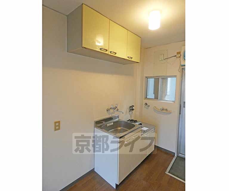 キッチン　キッチンです。