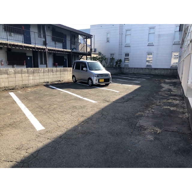 【コーポ白川の駐車場】