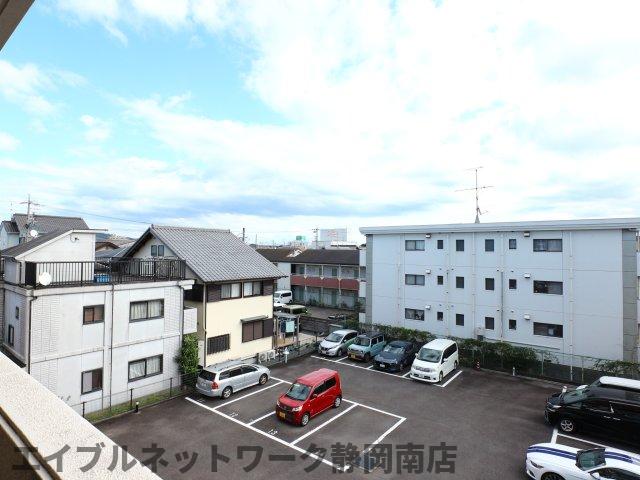 【静岡市駿河区西脇のマンションの眺望】