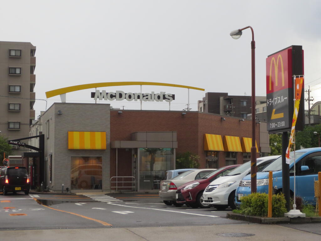 飲食店　マクドナルド155一宮店（飲食店）まで247m