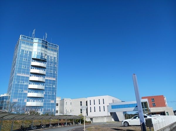 高校・高専　秀英高校（高校・高専）まで160m