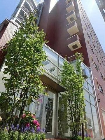 【厚木市田村町のマンションの建物外観】